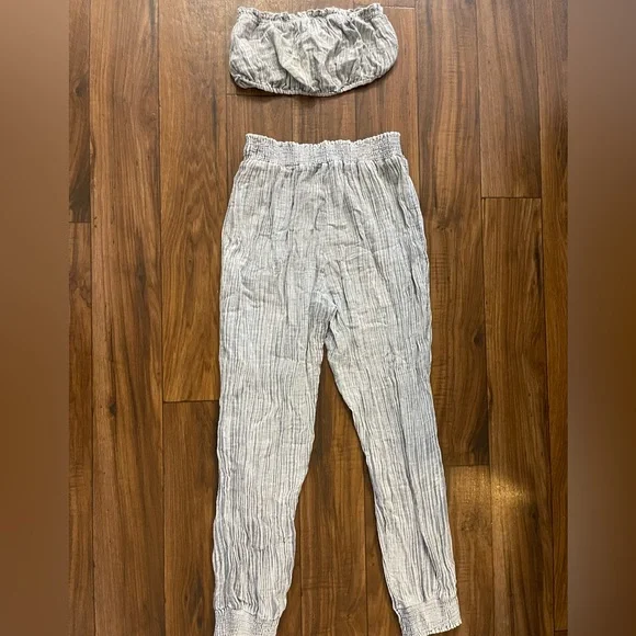 Two piece linen blue gray set - Picture 2 of 4